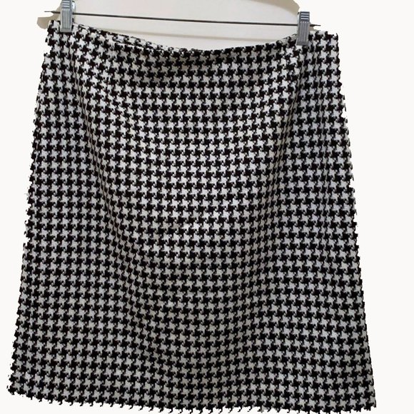 Casual Corner Dresses & Skirts - 3/$20 Casual Corner houndstooth tweed skirt - NWT